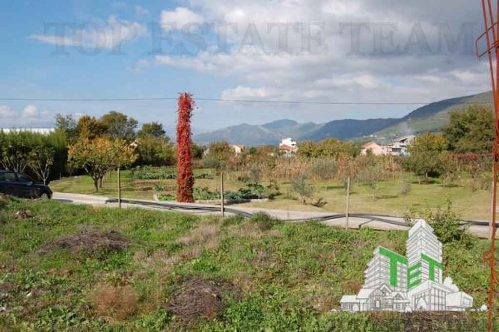 Teren de in Kotor Muntenegru