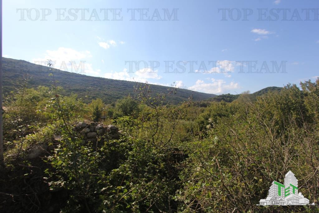 Teren de in Kotor Muntenegru