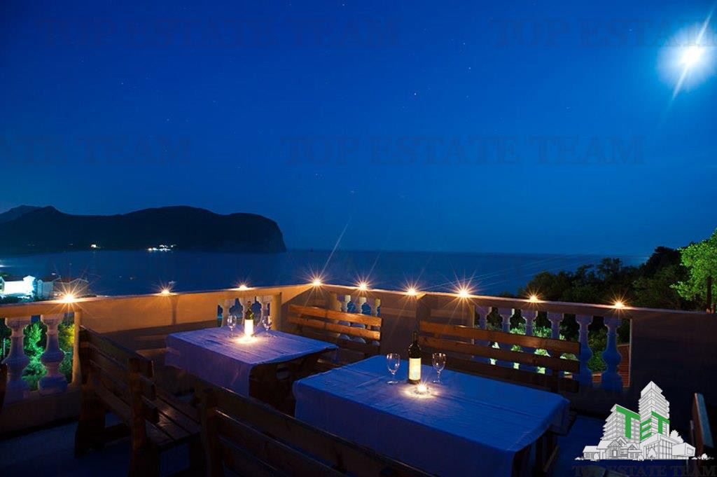 Hotel de in Budva Muntenegru