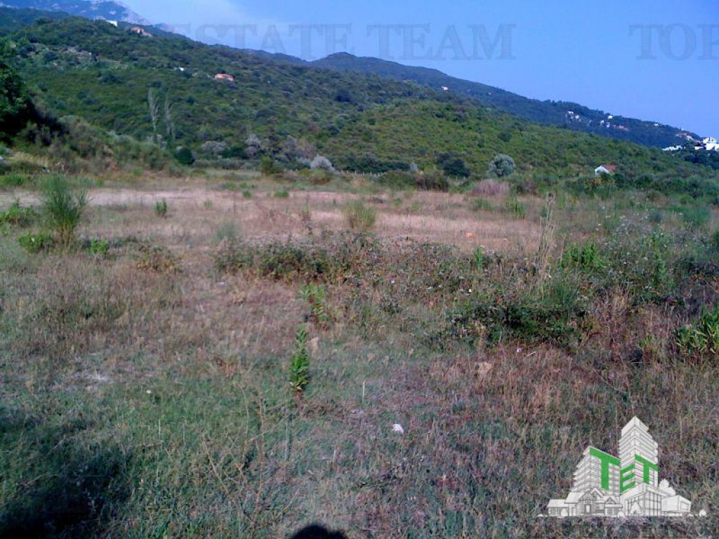 Teren de in Herceg-Novi Muntenegru