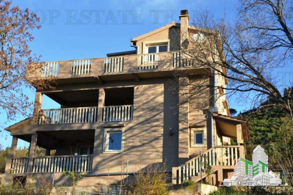 Casa de in Herceg-Novi Muntenegru