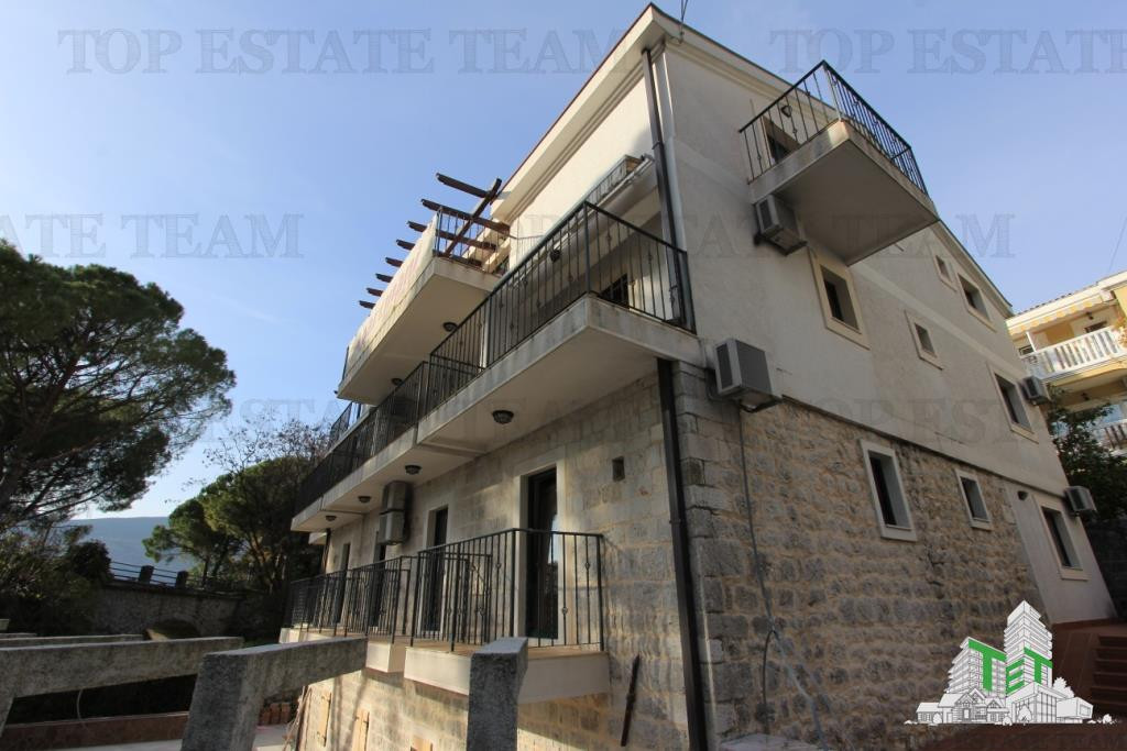 Hotel de in Herceg-Novi Muntenegru