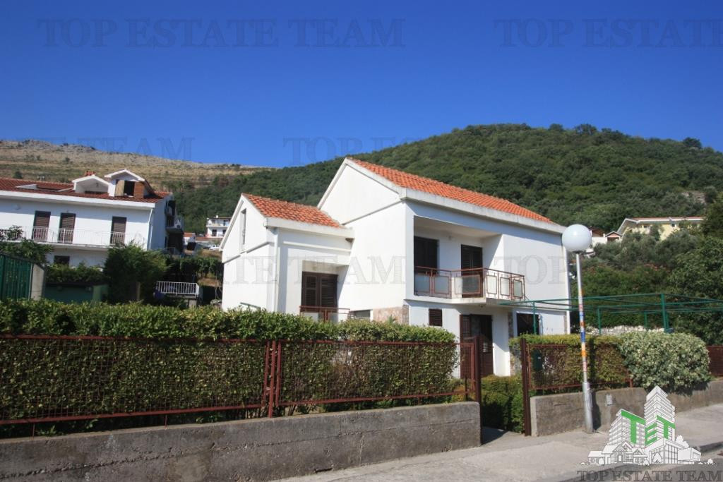 Casa de in Budva Muntenegru