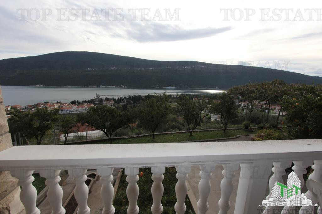 Casa de in Herceg-Novi Muntenegru