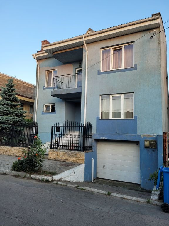 Techirghiol-vila deosebita D+P+1+M