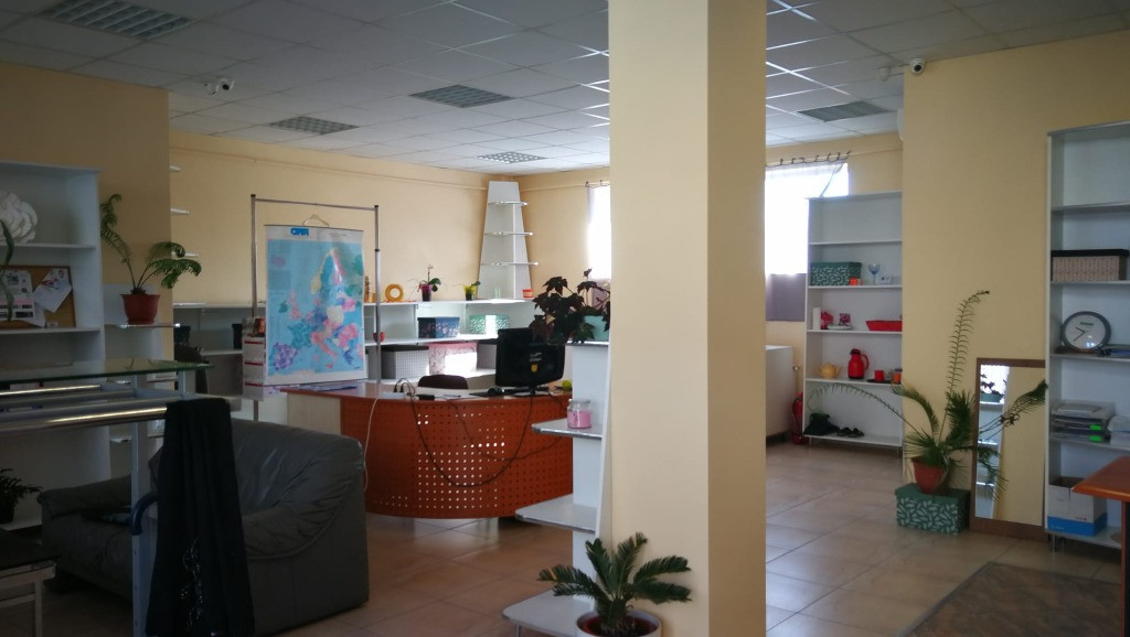 Seini, central, spatiu comercial