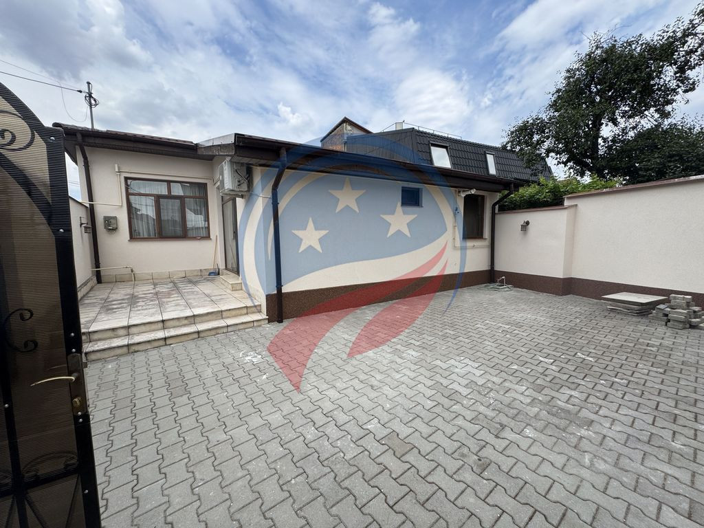 CASA 3 CAMERE- PRET DE APARTAMENT