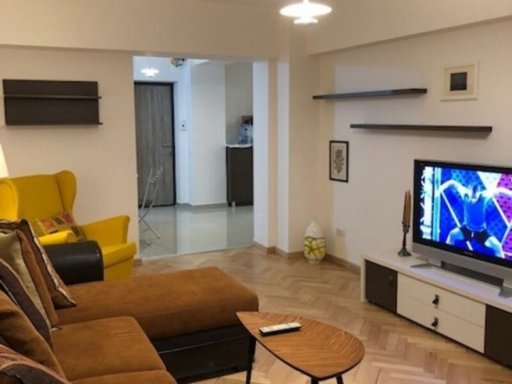 Apartament 2 camere Splaiul Unirii