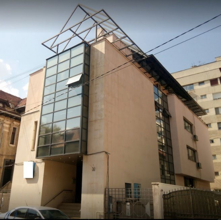 Polona, P+3+M, imobil birouri