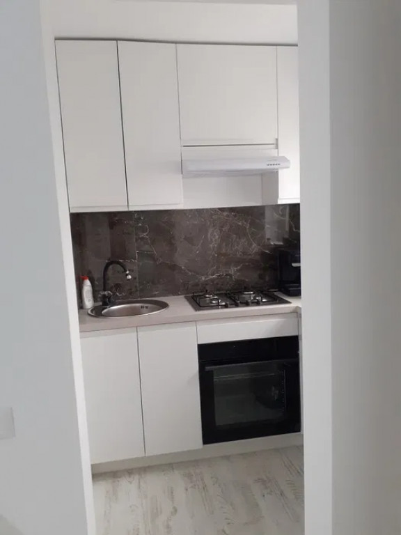 Garsoniera confort 1 zona George Enescu