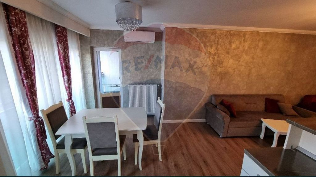 Apartament de închiriat 2 camere Arad Plaza