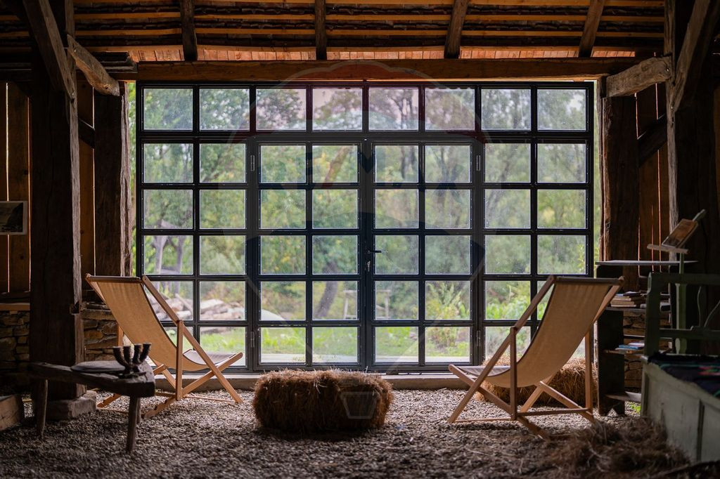 Casa saseasca in inima Transilvaniei - Bruiu 326