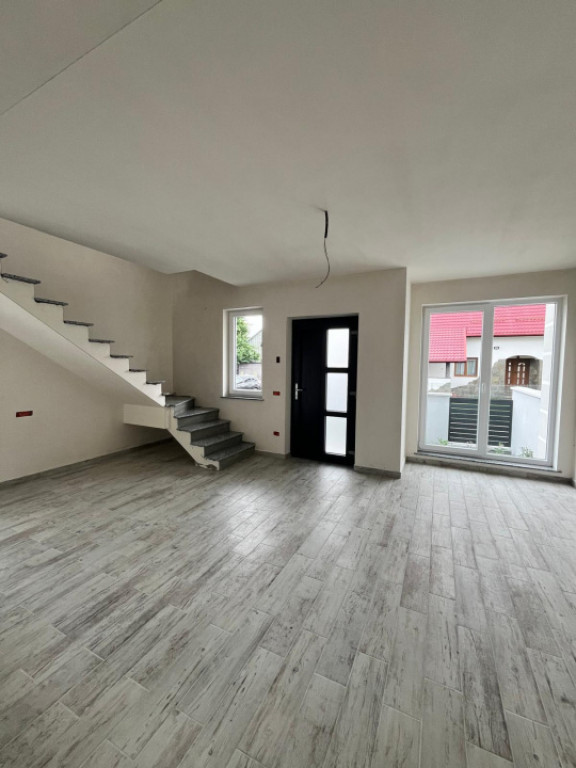 Duplex, 158 mp ,Radauti