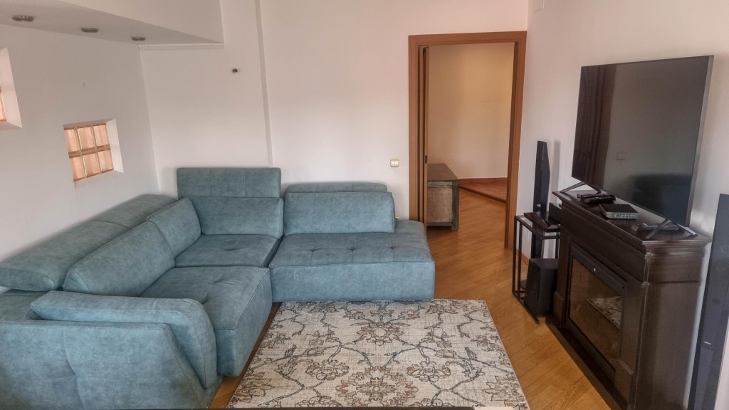 4 camere, 2 bai l Rond Alba Iulia - UNIRII l Centrala propr