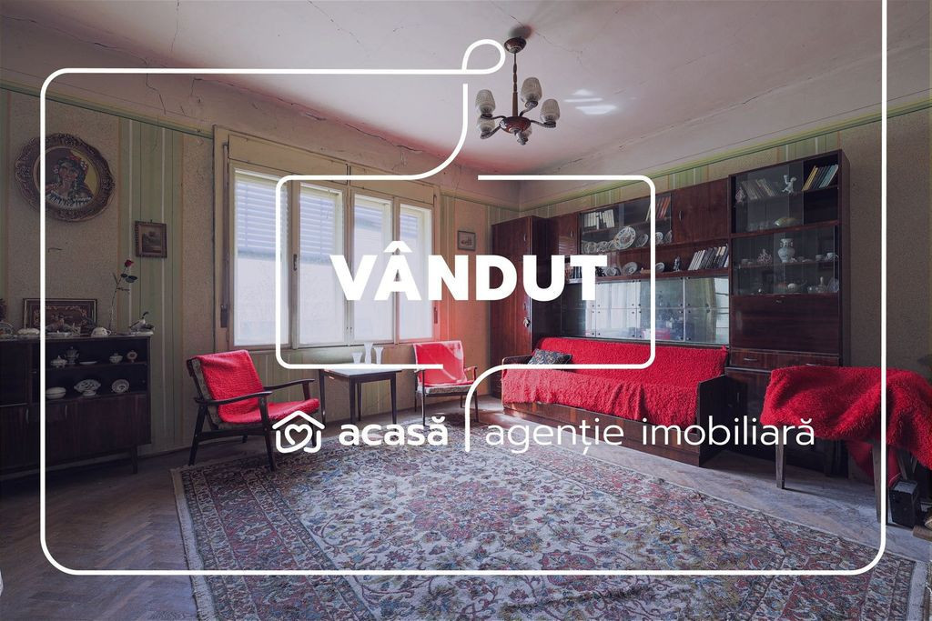 Proprietate REZERVATĂ! Casă din centru în Arad.