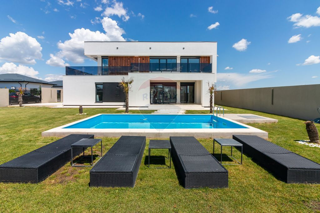 Vila de vanzare Balotesti / Lux / Piscina / Teren