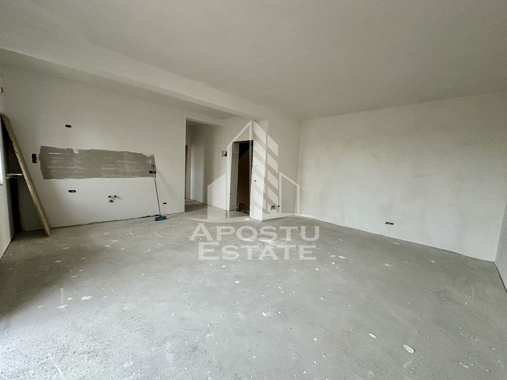 Apartament cu 2 camere, semidecomandat, etaj 1, zona Lidl...