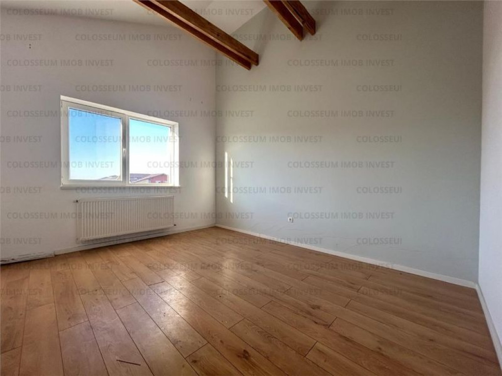 Apartament cu 3 camere, decomandat - zona Sanpetru.