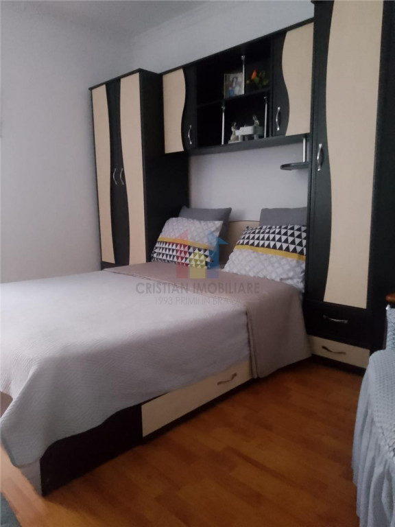 FOARTE MARE 42mp 1 camera confort 1 Decomandat Buzaului