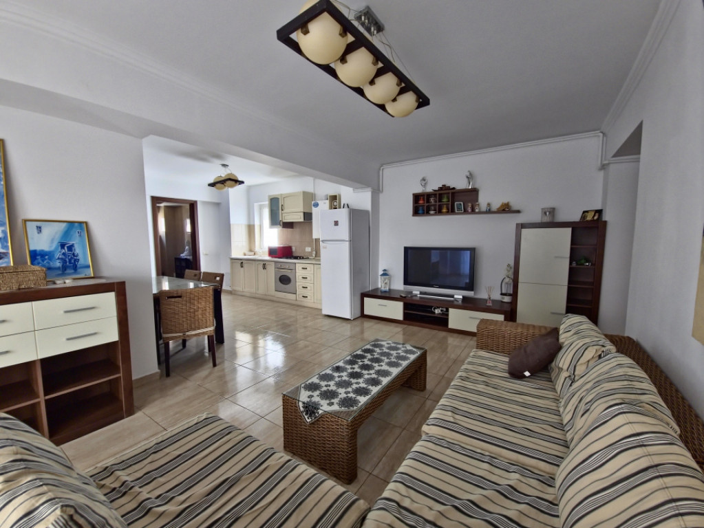 Ocazie ! Mamaia zona Butoaie apartament 4 camere parter inal