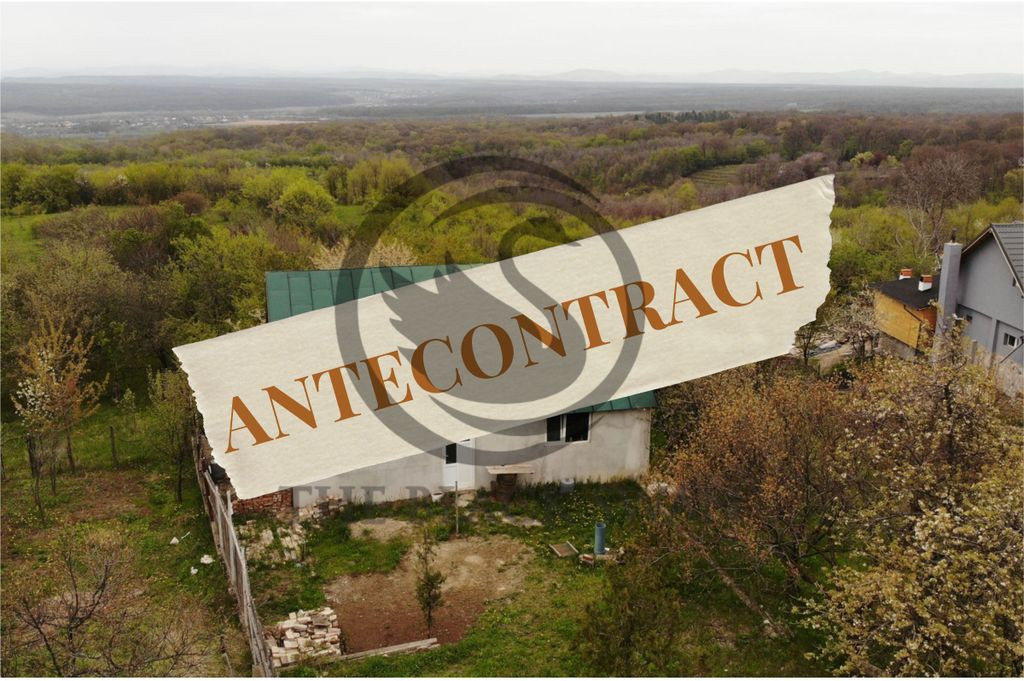 Casa 4 camere de vanzare | 1311 mp | Varfurile, Prahova |...