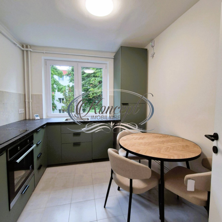 Apartament renovat complet, etaj intermediar, cartierul Gheo