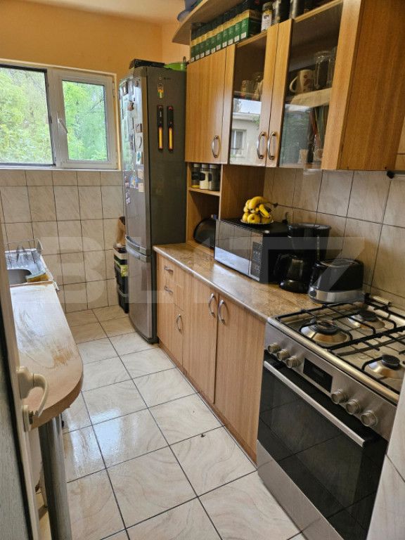 Apartament de vanzare, cu 2 camere, 45mp, zona Astra