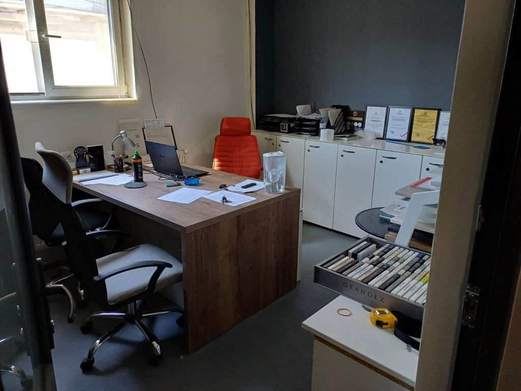 Spatiu productie 250 mp