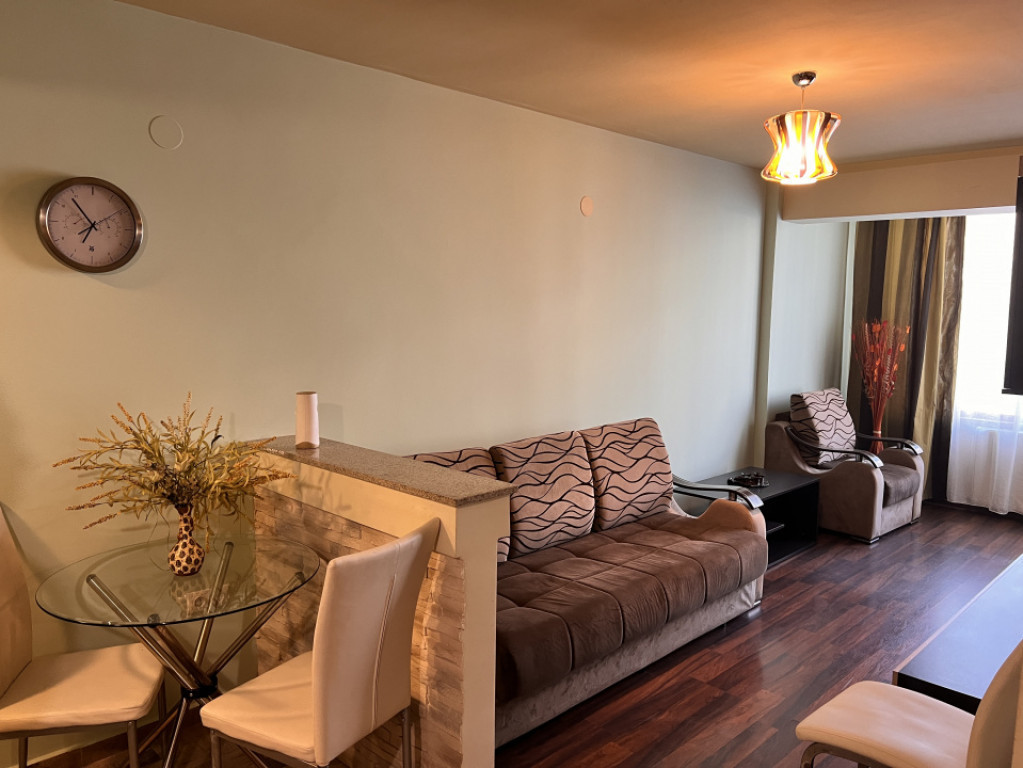 Ap nou 2 camere Doamna Stanca et 4 cu lift