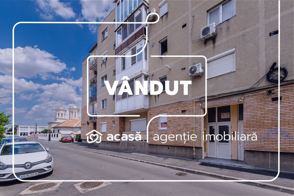 VÂNDUT! Apartament cu 2 camere, Micalaca Zona 100