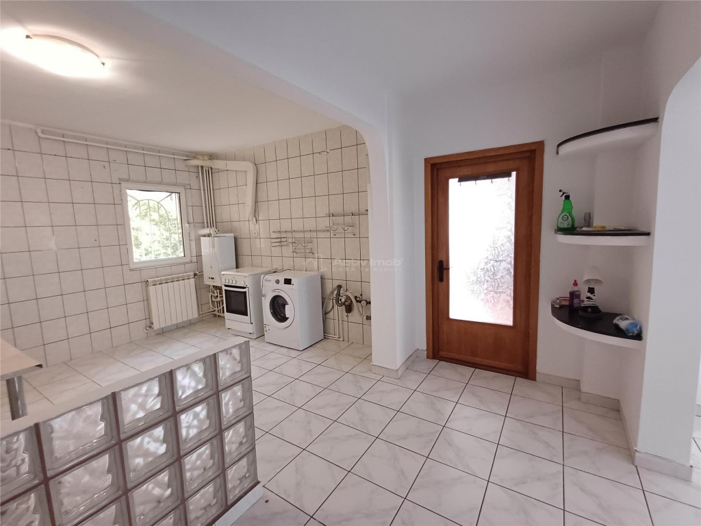 4 camere - 96mp - centrala termica - Banu Udrea - Vitan