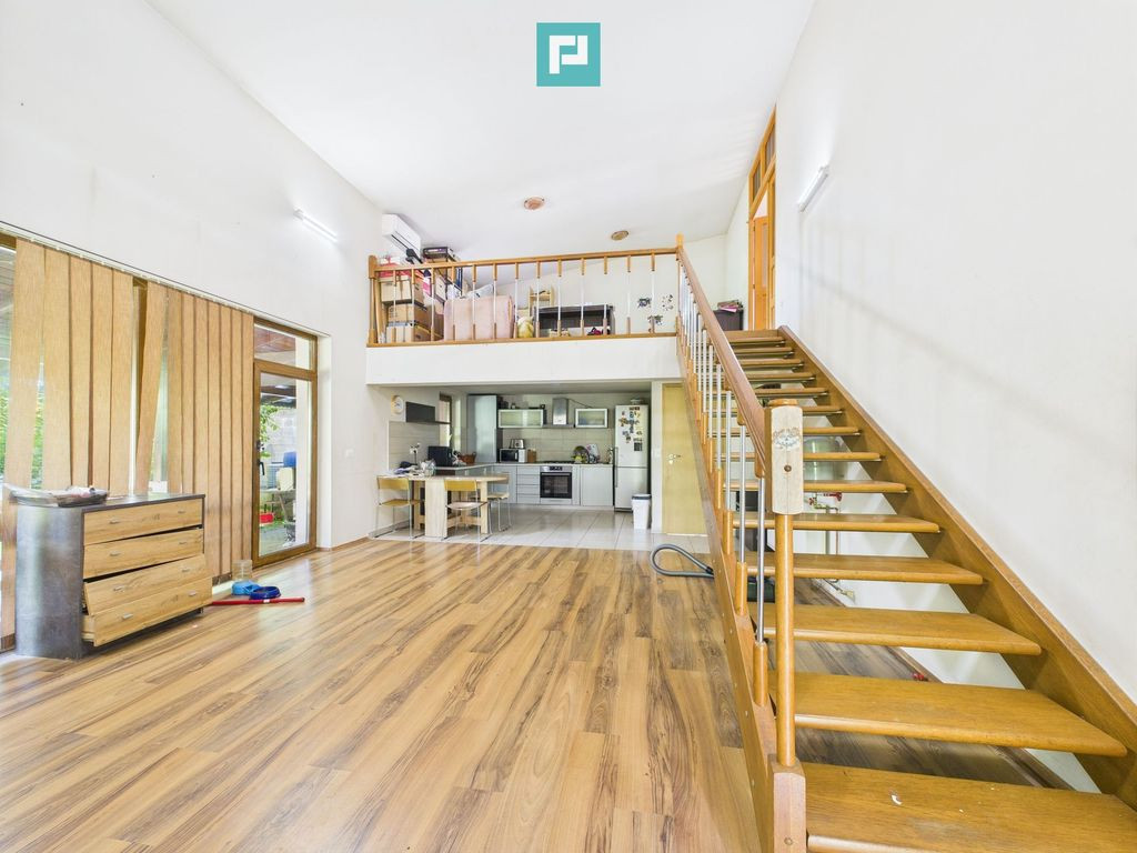 Casă Mehala – Ideală pentru două familii