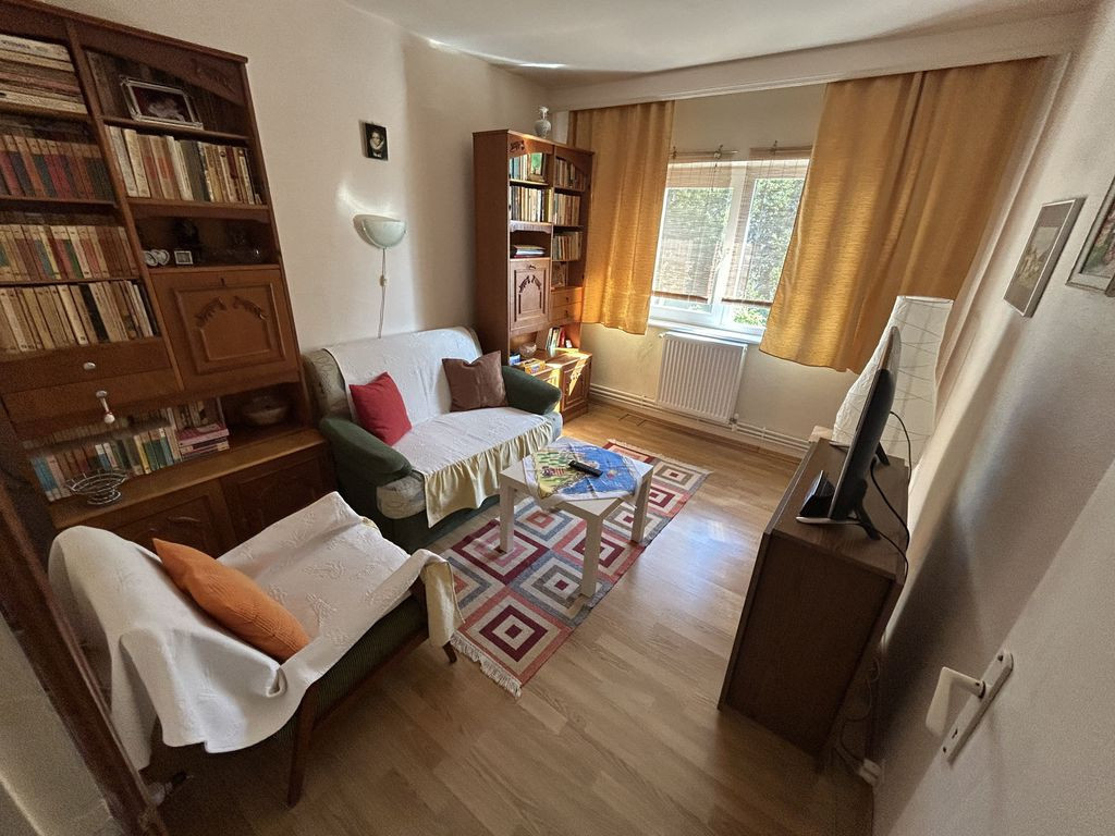 Apartament 3 camere zona Dacia