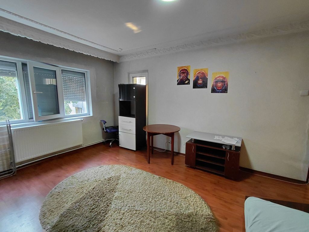 3 camere, etaj 3, 2 bai, 2 balcoane, Micro 16