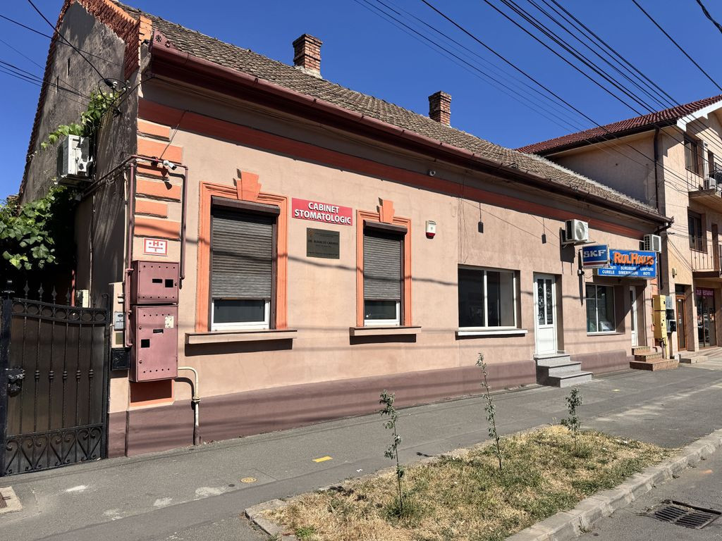 Locație excelentă: Spațiu comercial Reprezentanță sa...