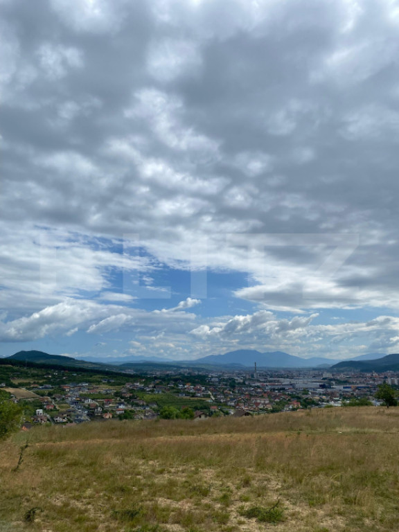 Teren intravilan de vânzare – 500 mp, priveliște panoram
