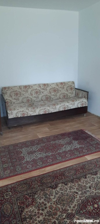 1 camera in zona Complexul Studentesc