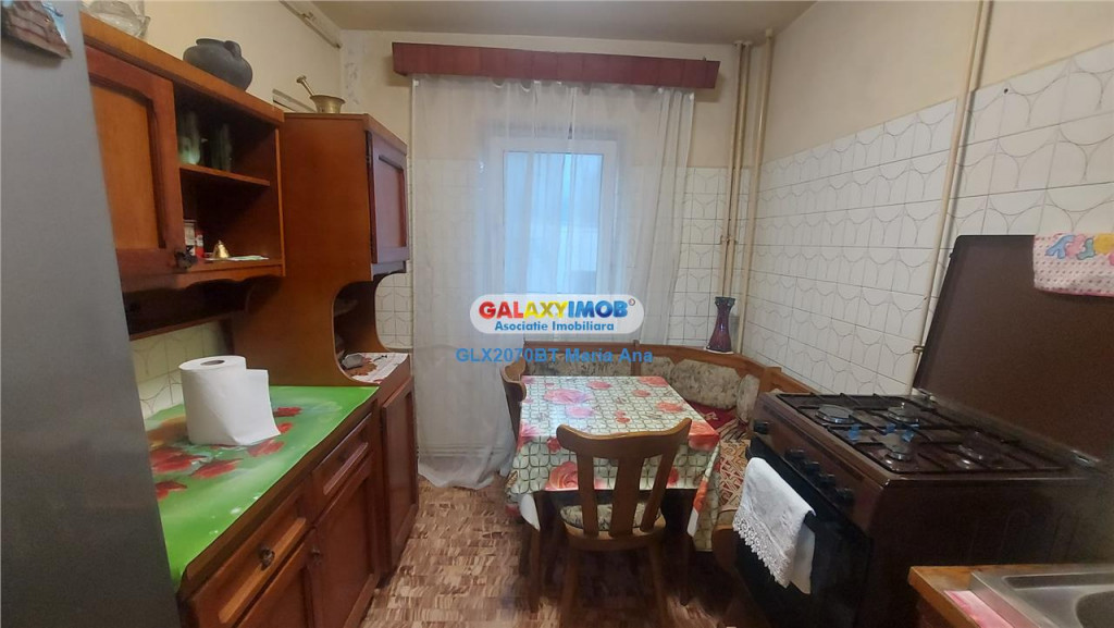 Apartament 3 camere, etaj 1!