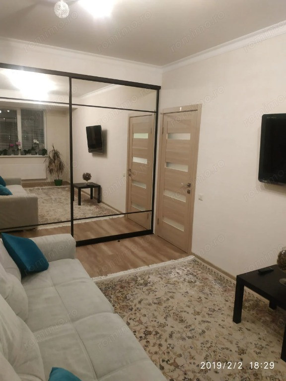 1 camera in zona Buziasului