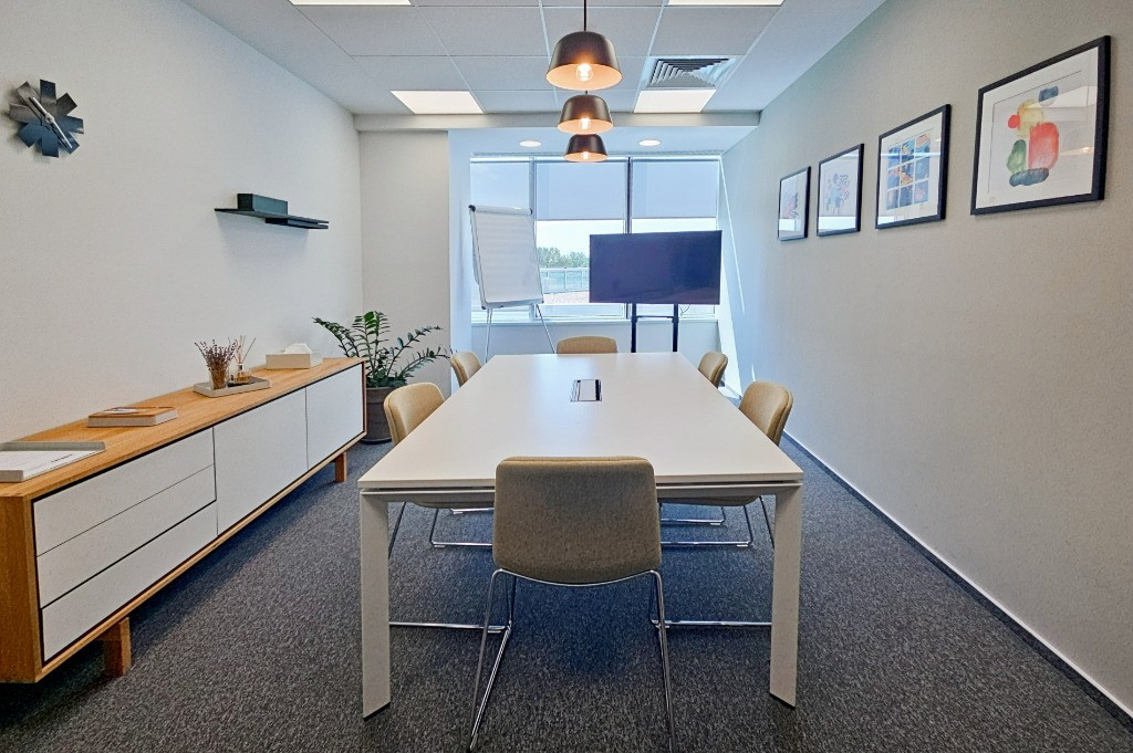 Spațiu de birou privat pentru 10 persoane în Regus City Gate