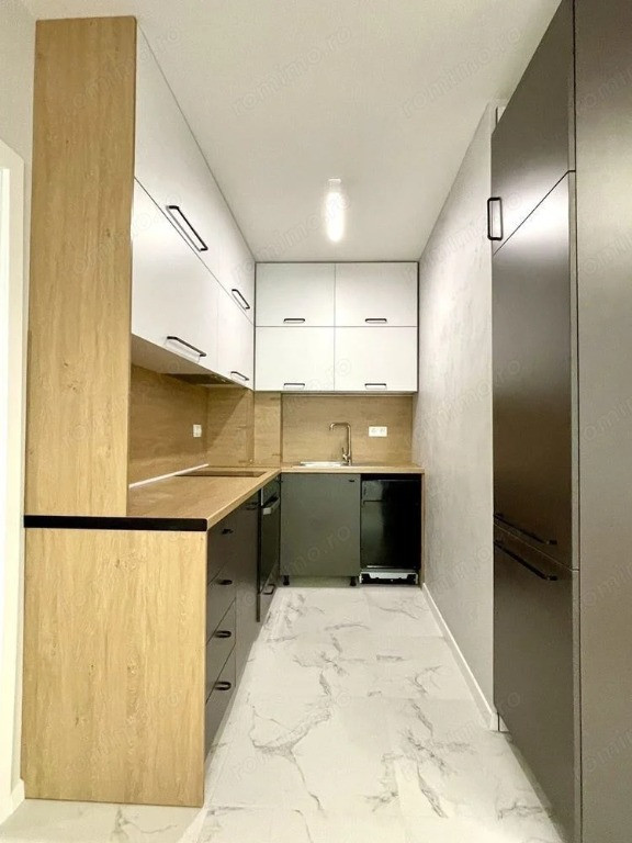 1 camera in zona Girocului