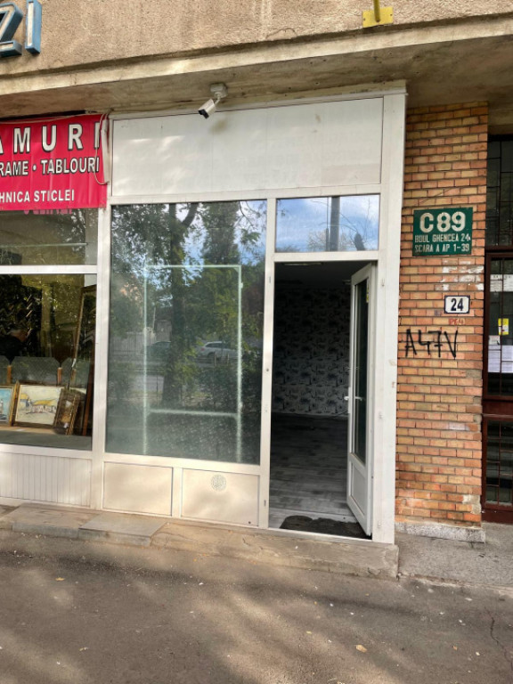 Spatiu Comercial Bdul Ghencea -18 mp 700 Euro