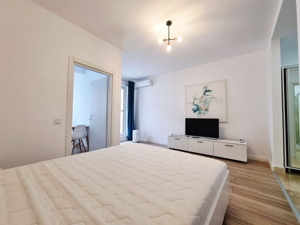 Garsoniera de inchiriat in complexul Avangarde Grande Vil...