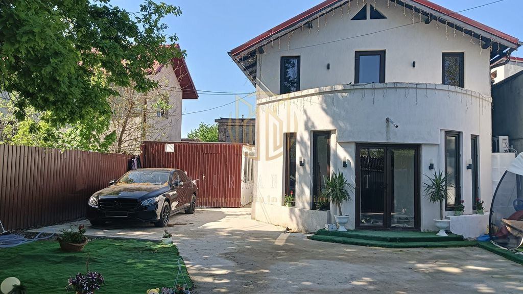 Vand casa p+M ,4 camere 155000 eur Prelungirea Ferentari