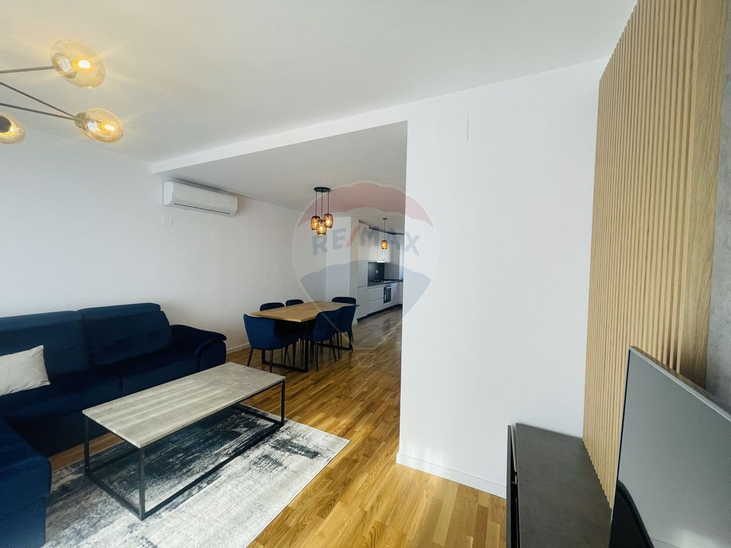 Casă / Vilă 5 camere / 2 locuri parcare / Pipera /