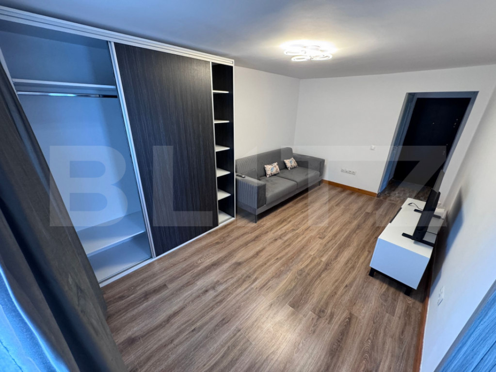 Apartament de inchiriat, cu 2 camere, 45 mp, zona Micro 6