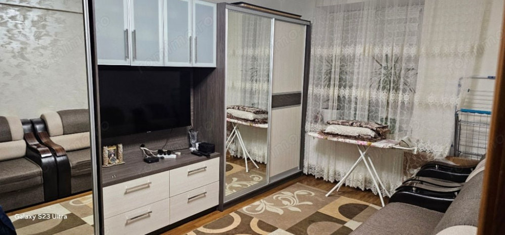 1 camera in zona UMt