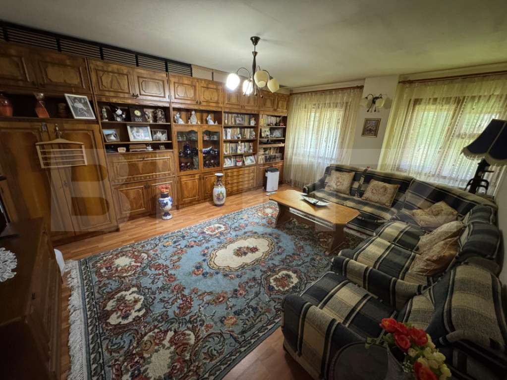 Apartament 3 camere decomandate 76 mp, Zona George Enescu