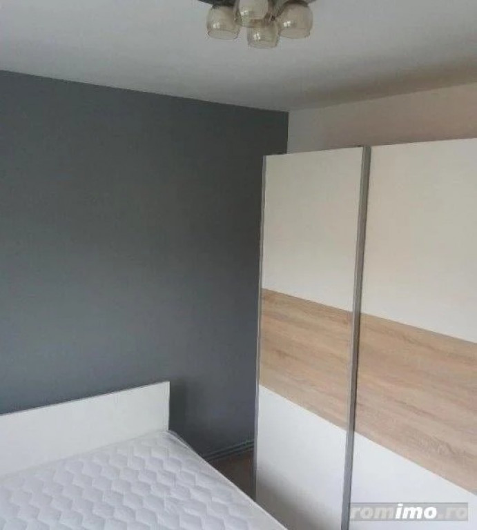 1 camera in zona Bucovina