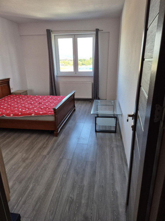 Apartament de 3 camere TRIAJ,complex SOHO